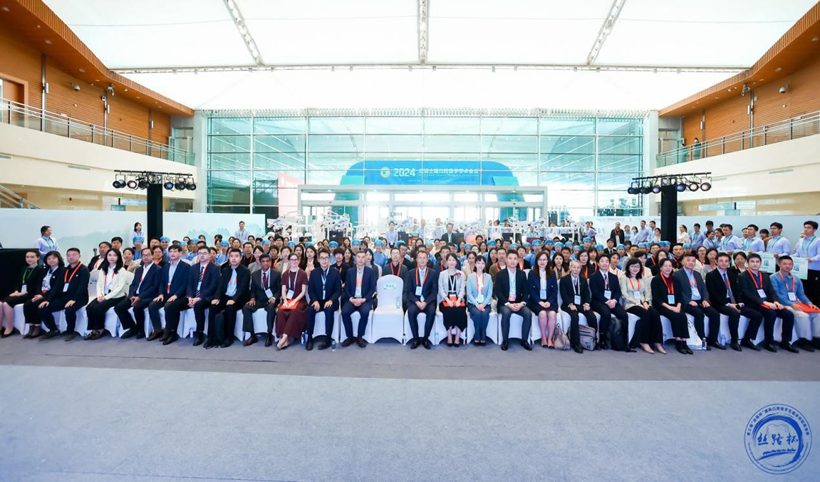 第三屆“絲路杯”國(guó)際口腔醫(yī)學(xué)生臨床技能邀請(qǐng)賽